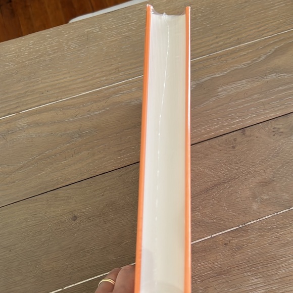 Brand new and sealed Grace a memoir Grace Coddington orange signature book Vogue - Picture 3 of 3
